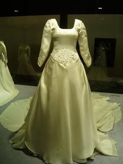 vaso cantidad Suburbio Vestidos de novia expuestos en el Palacio Real de Aranjuez - Moda nupcial -  Foro Bodas.net